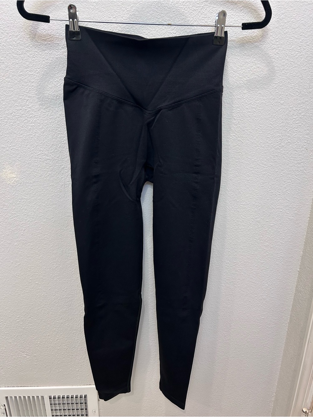 Victoria’s Secret PINK High-Waist Seamless Black Leggings